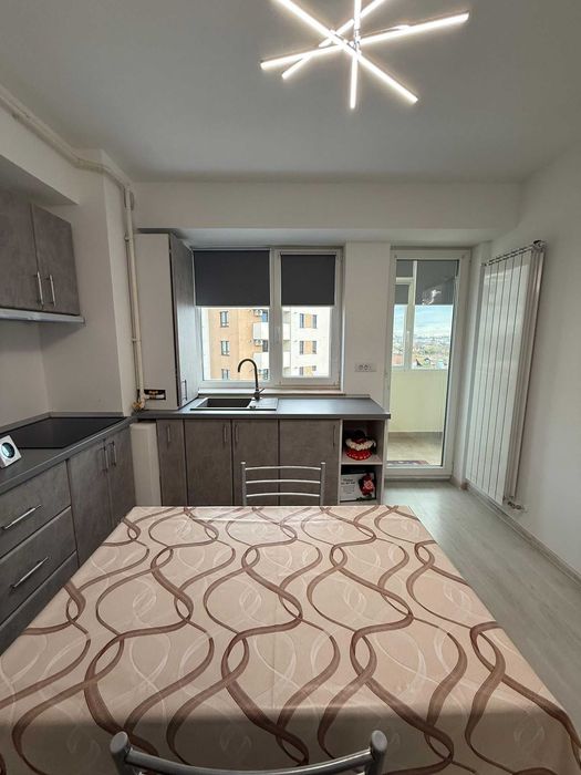 Apartament 3 camere de vânzare – Bacău Nord zona residentiala FIALD