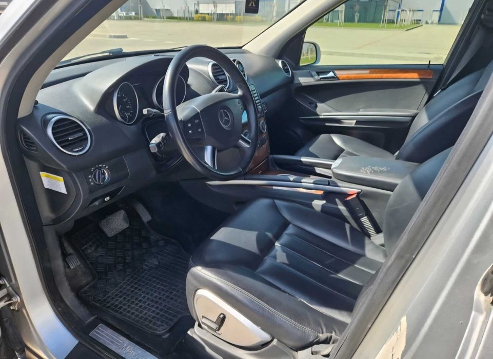 Mercedes-Benz ML 350