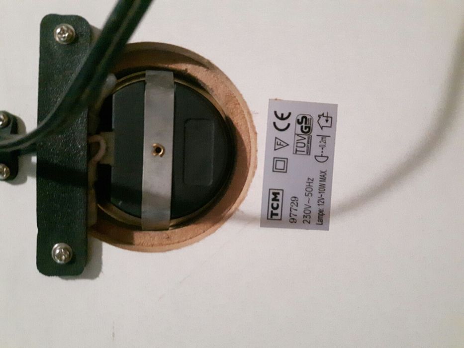 Подложка на колела с лед осветление