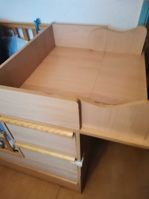 Бебешко легло и столче за кола