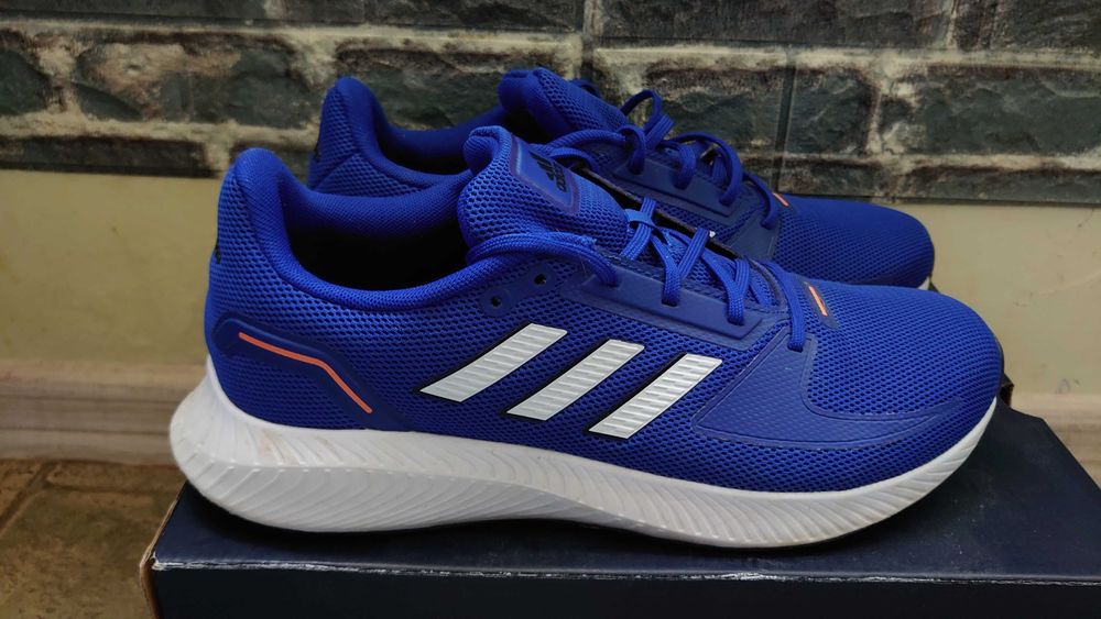 Оригинални мъжки Adidas маратонки 42-43