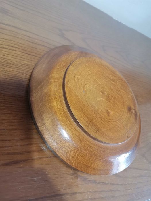 Farfurie lemn nuc