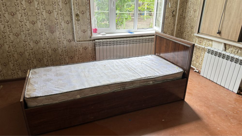 Кроват однаспални