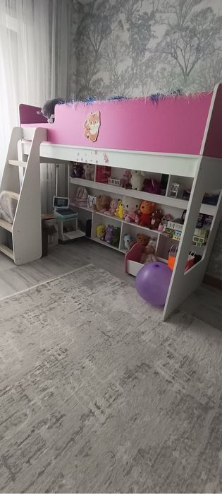 Детская кровать для девочки