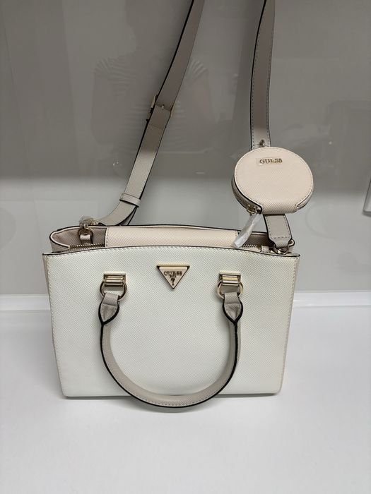 Geantă umăr Guess pt femei