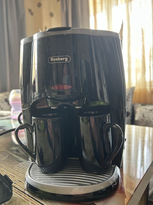 Кафемашина с 2 чаши Rosberg R51170A