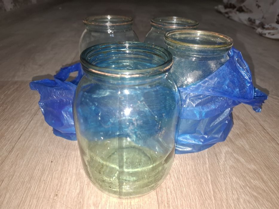 Продаются разные банки и баночки