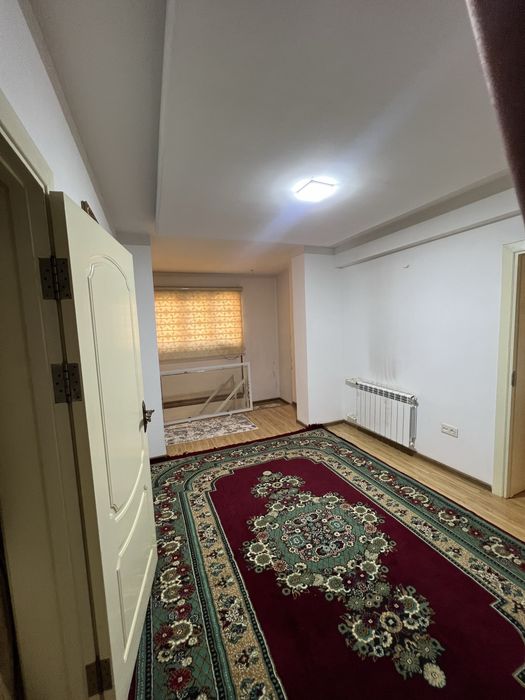 Срочна продается квартира в центре Яккасараском районе ул.Бобур