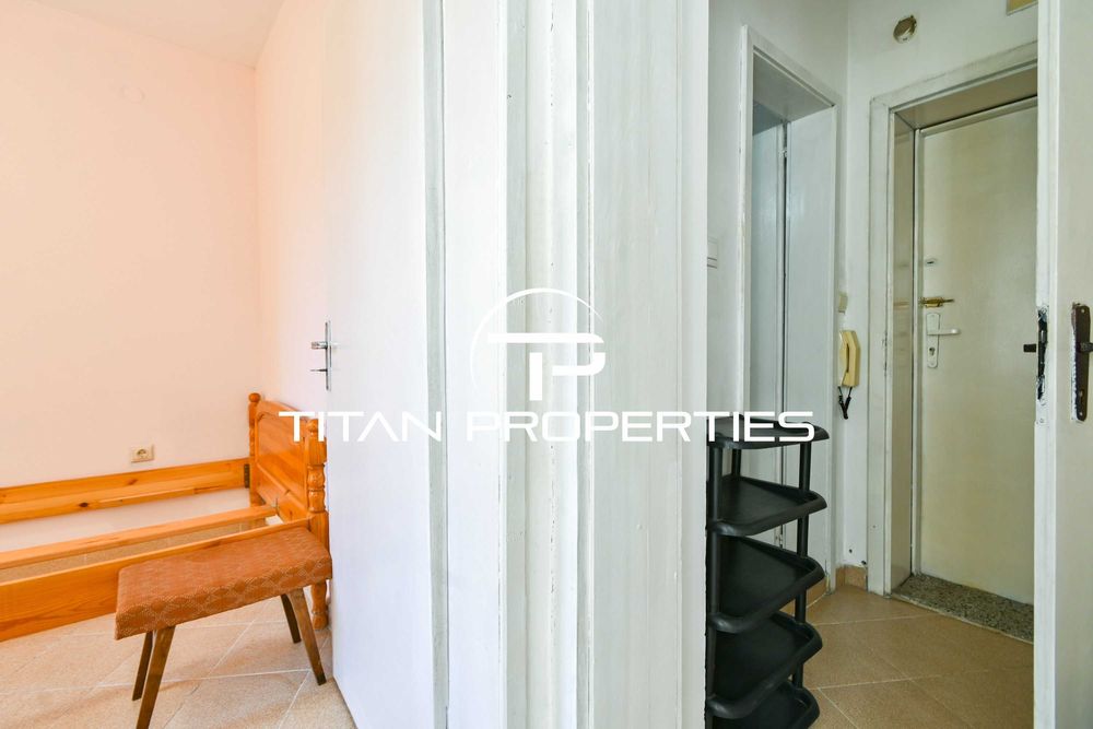 Дава се под наем Двустаен апартамент в София, Център - 40 кв.м за 407.49 € - Снимка #6