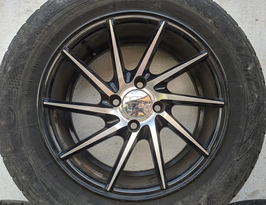 Диски 4*100  Vossen R15