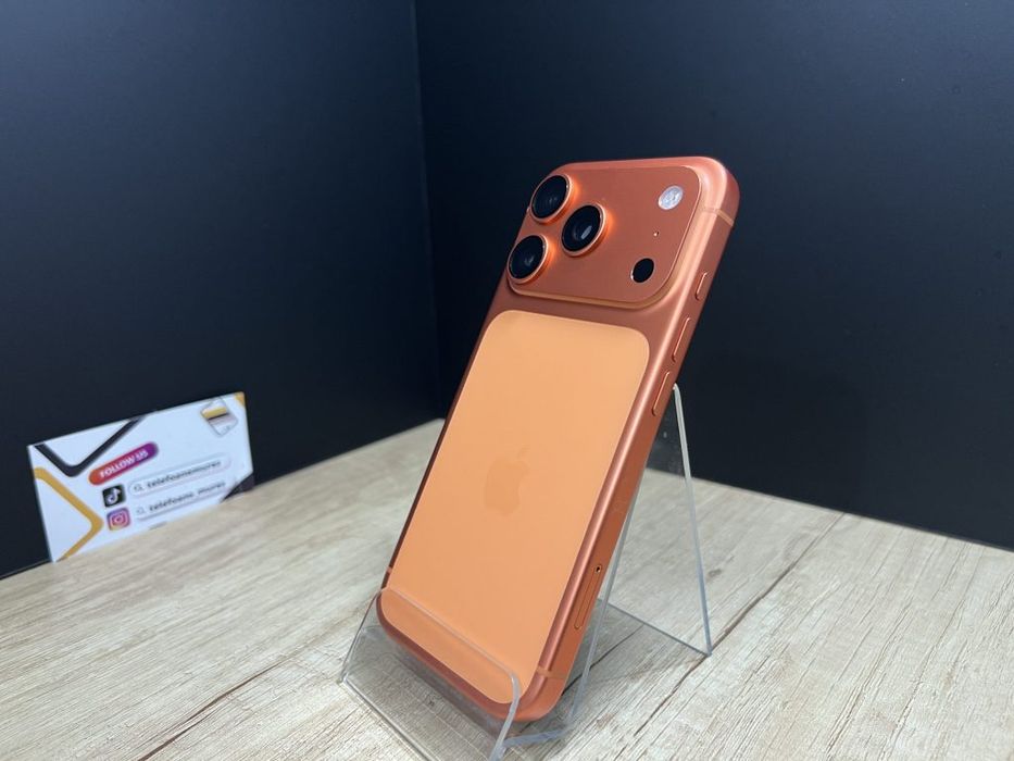 Iphone 17 Pro 256Gb Cosmic Orange Second-Hand 3 ani garanție, Telefoan