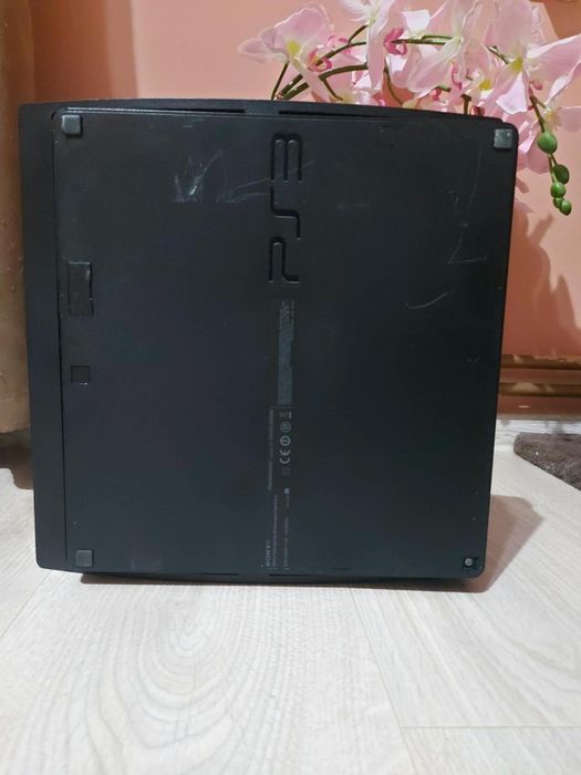 Playstation 3 slim model CECH-2504B pentru piese