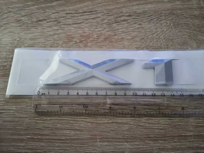 сребриста емблема за BMW X1
