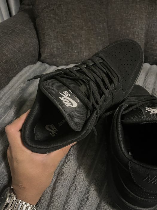 Nike SB | 42 Размер | классические черные.
