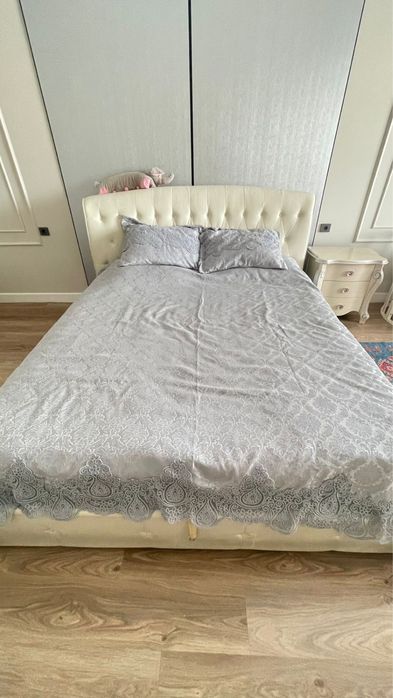 Срочно продам двуспальный кровать