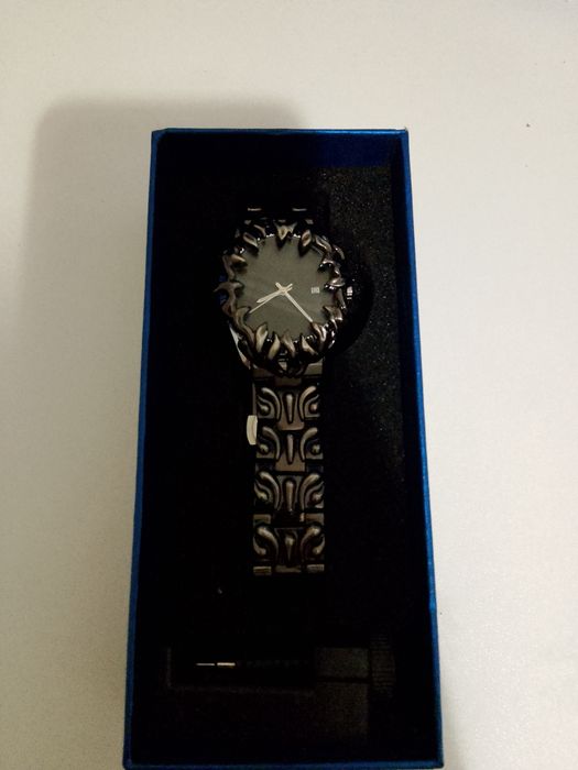 Часы Alabaster Watch