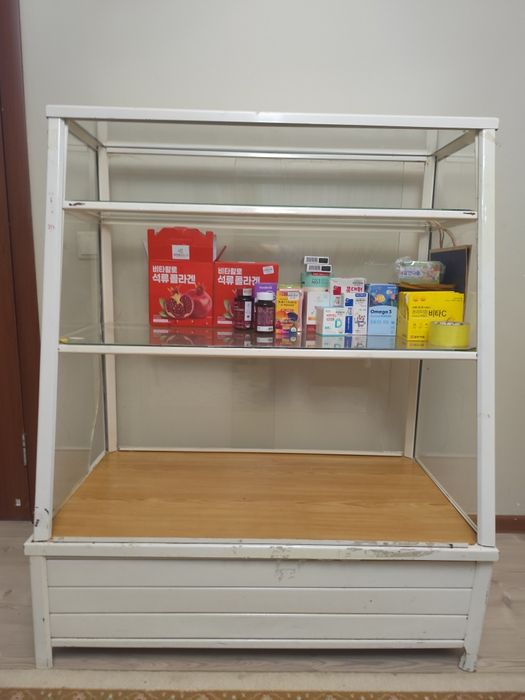 Продам витрину самовывоз