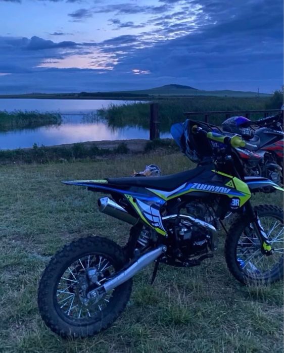 Продам пит байк Zuumav K3R