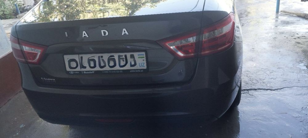 Машина ЛАДА ВЕСТА 2019-йил. Пробег 130.000 км