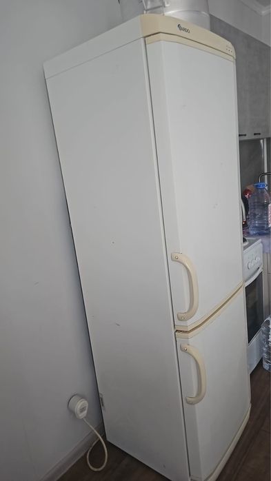Холодильник на запчасти