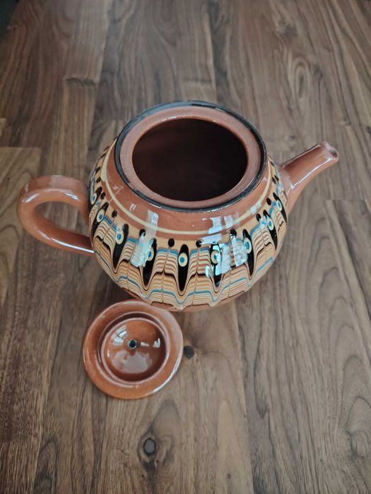 Чайник троянска керамика