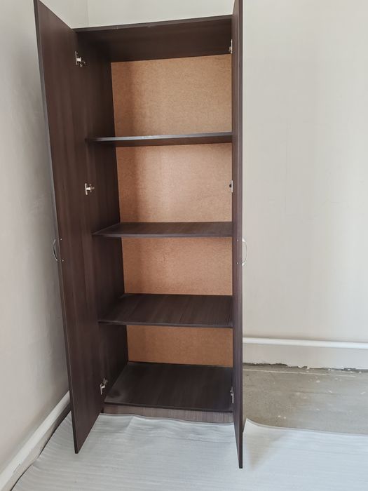 Продам шкаф стол