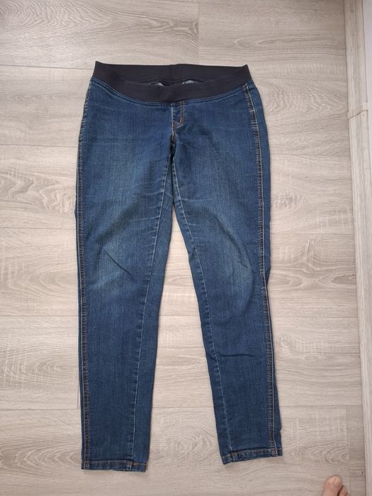 Pantaloni blugi de dama