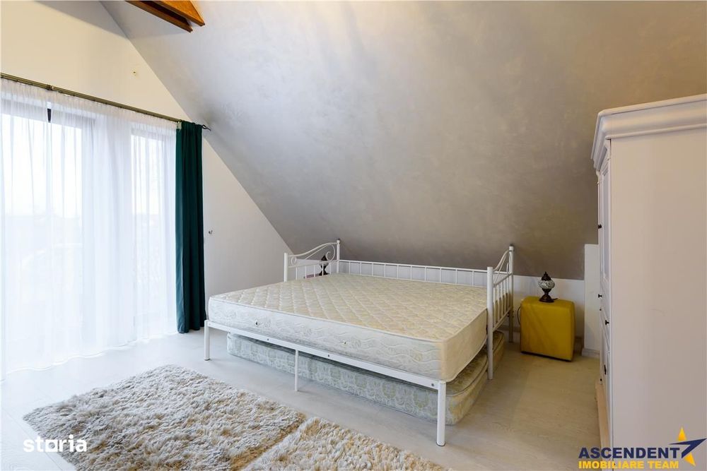 Casa spatioasa cu gradina si garaj, Sanpetru, Brasov