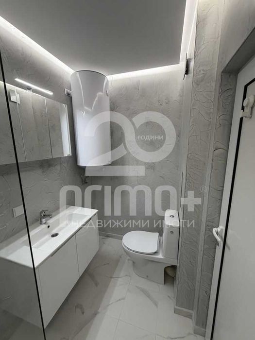 Дава се под наем Едностаен апартамент в Велико Търново, Бузлуджа - 70 кв.м за 448.8 € - Снимка #2