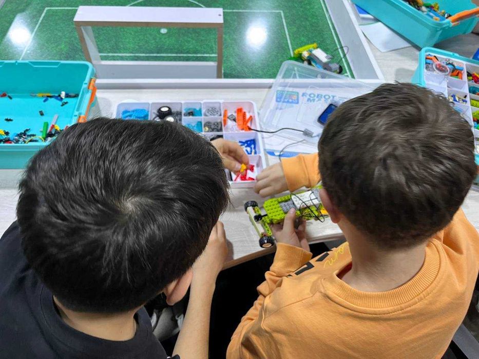 Роботоехника/Robototexnika Clark bilan