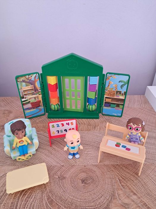 Cocomelon играчки