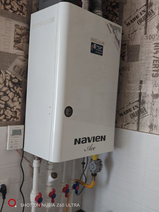 Продам Газовый Котел Navien