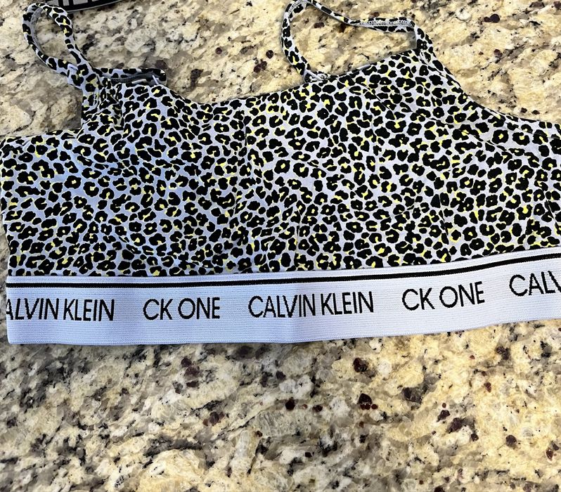 DKNY Calvin Klein Guess Nike бюстиета бельо