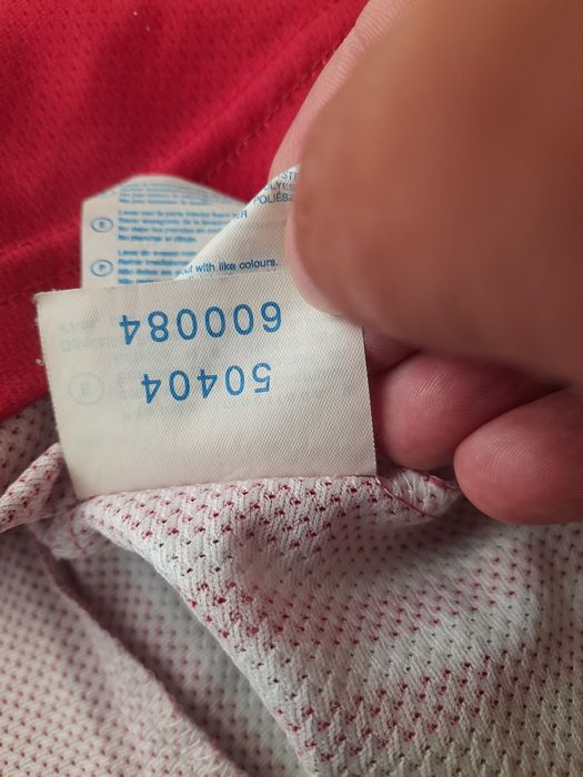 Champion Cleveland LeBron James потник M размер.