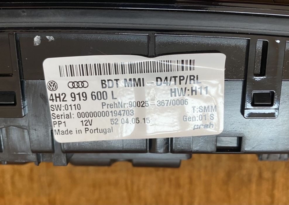 Touch pad / Multimedia / MMI Audi A8 4H D4 2010-2017