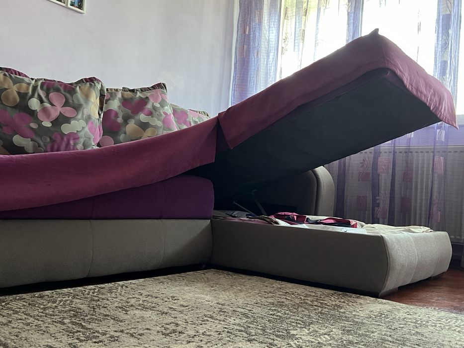 Canapea colt cu sezlong