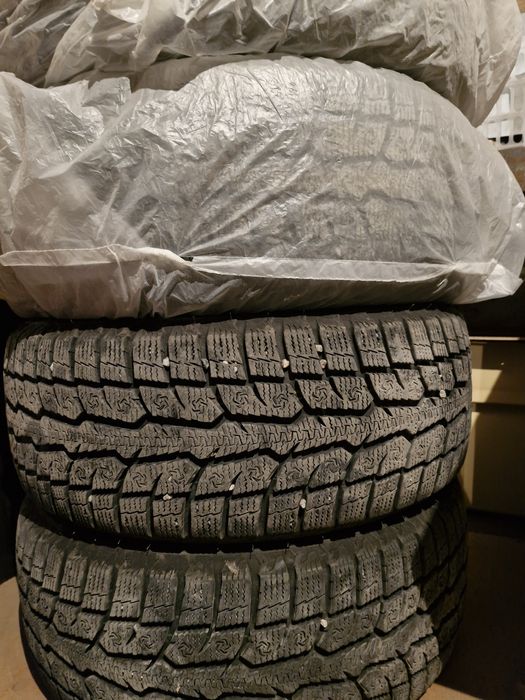 Автошины зимние б/у
