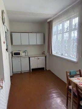 Срочно Продаётся Мирабад Авиагородок 3/4/4 ремонта нет  локации топ !