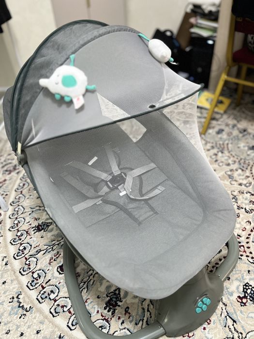 Продается детский электрический шезлонг