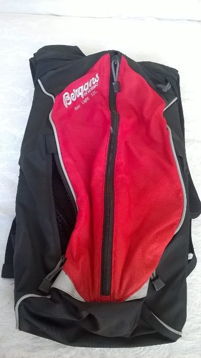 Раница за бягане 12л - bergans of norway light run 12l