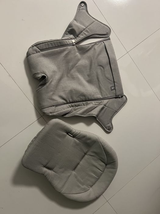 Urgent!!! Vand carucior Stokke v5 gri