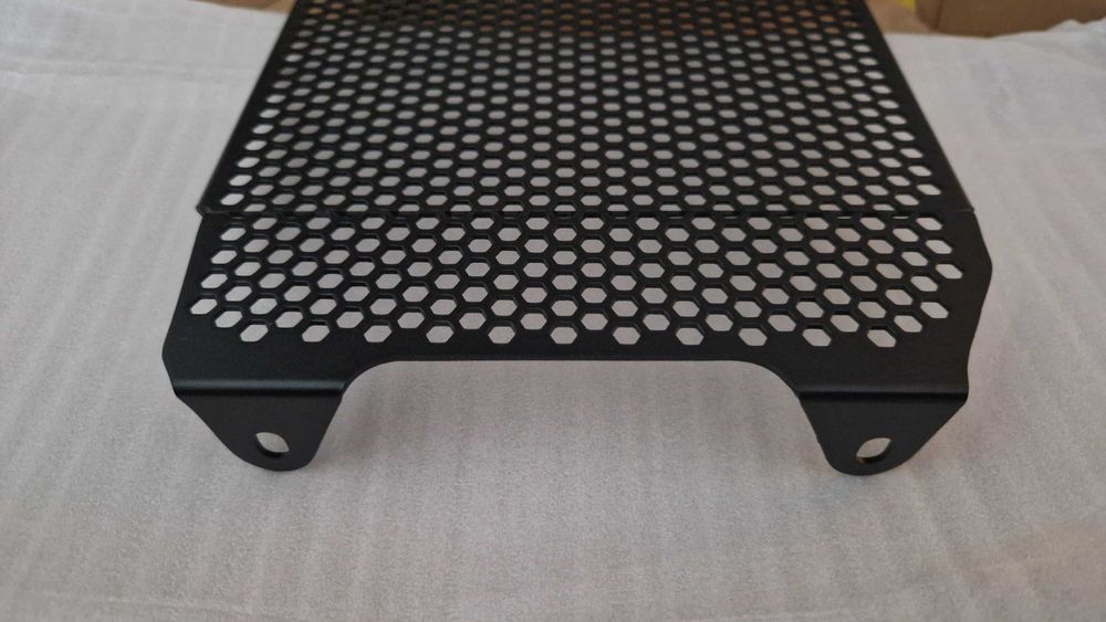 Protectie Radiator Suzuki SV650 - ERMAX - Noua, cu accesorii montaj