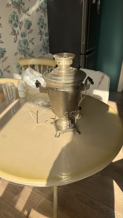Продам электрический самовар — 4 литра