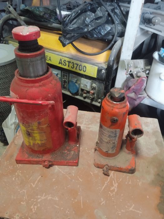 Damkrat sotiladi razmeriga qarab narxi bor