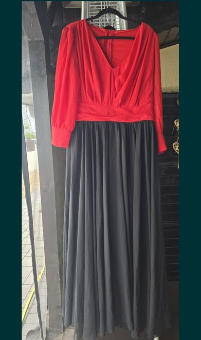 Rochii lungi pentru diverse evenimente.