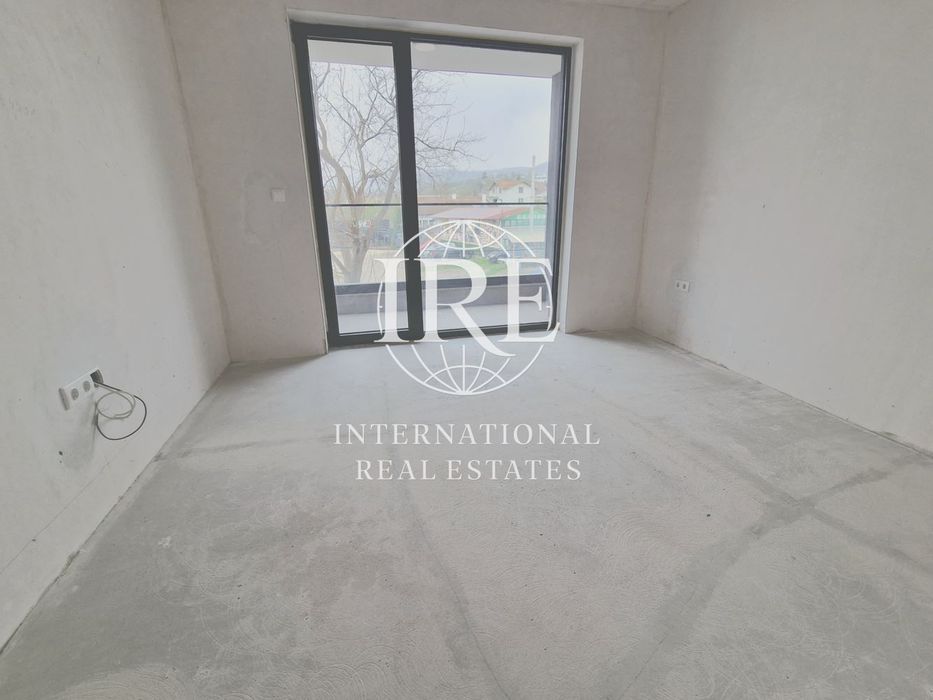 Продава се Къща в Варна, м-т Св. Никола - 210 кв.м за 2620 €/кв.м - Снимка #2