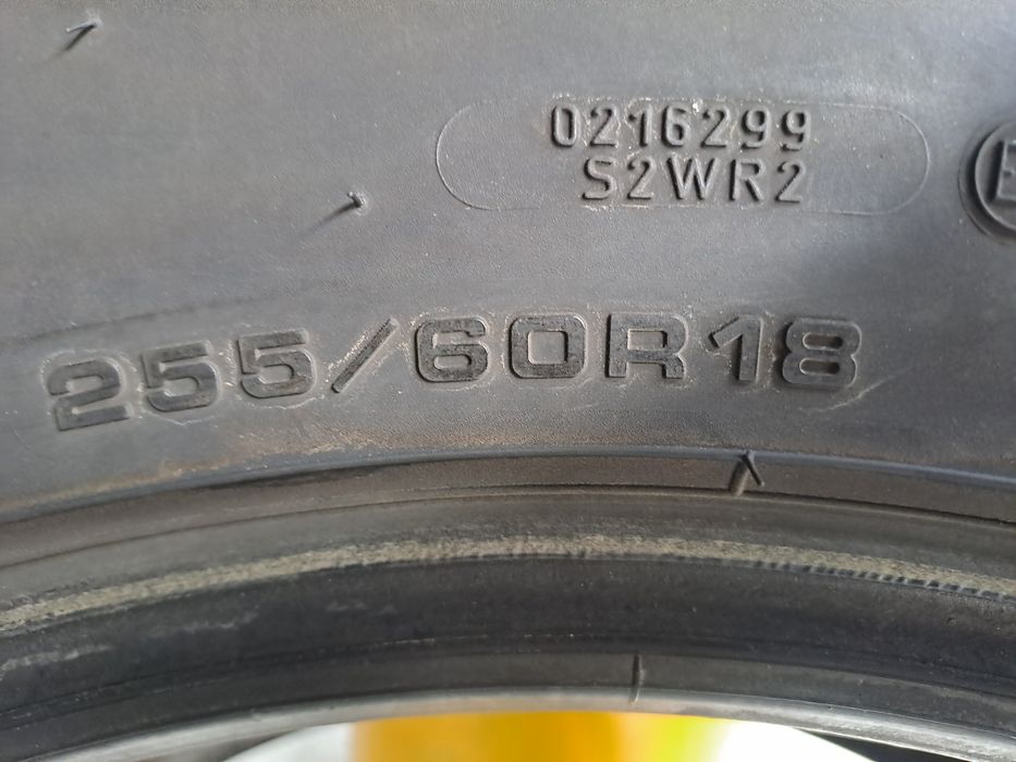 Шины 255/ 60 / 18 размера Зимние