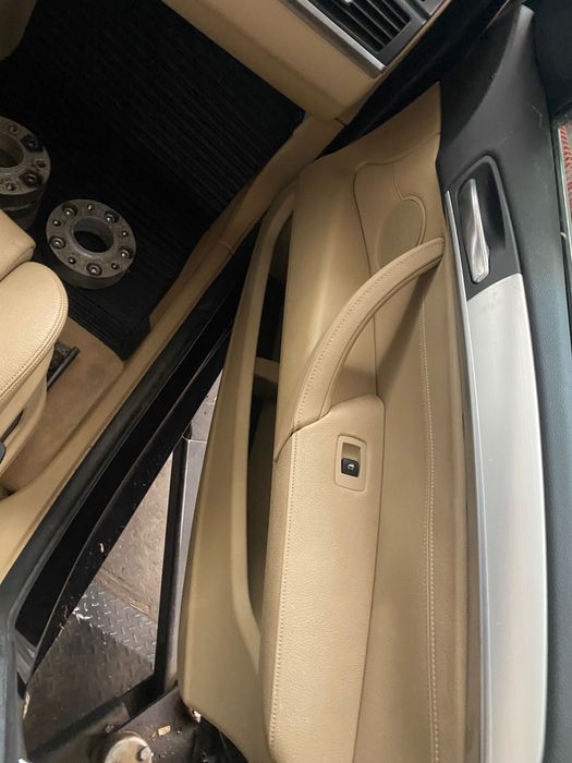 Bmw x5 e70 рекаро салон