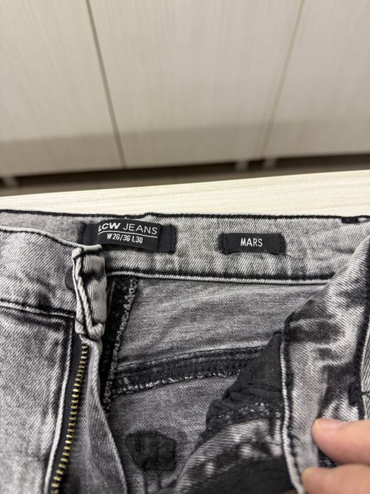 Pantaloni blugi marimea W36 L30