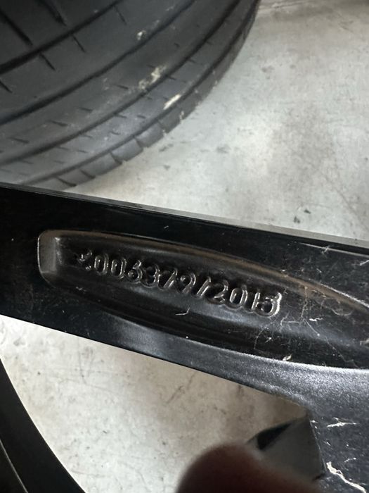 Bmw G20/G22/G26 Комплект джанти със гуми 245/40/19. 255/40/19